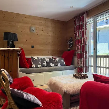 Cosy 6 Pers. Au Centre Du Village, Proche Des Pistes Et Commerces - Fr-1-572-52 Appartement Les Carroz d'Araches
